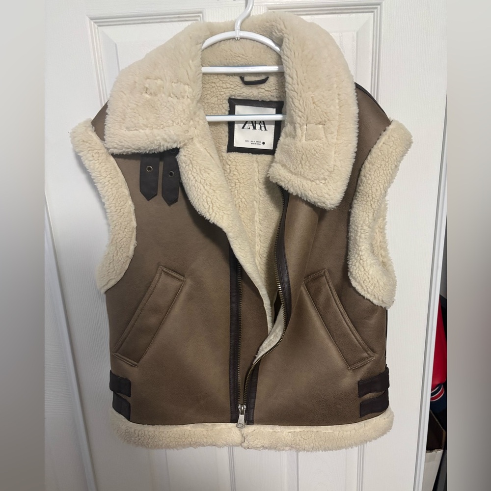 Zara vest